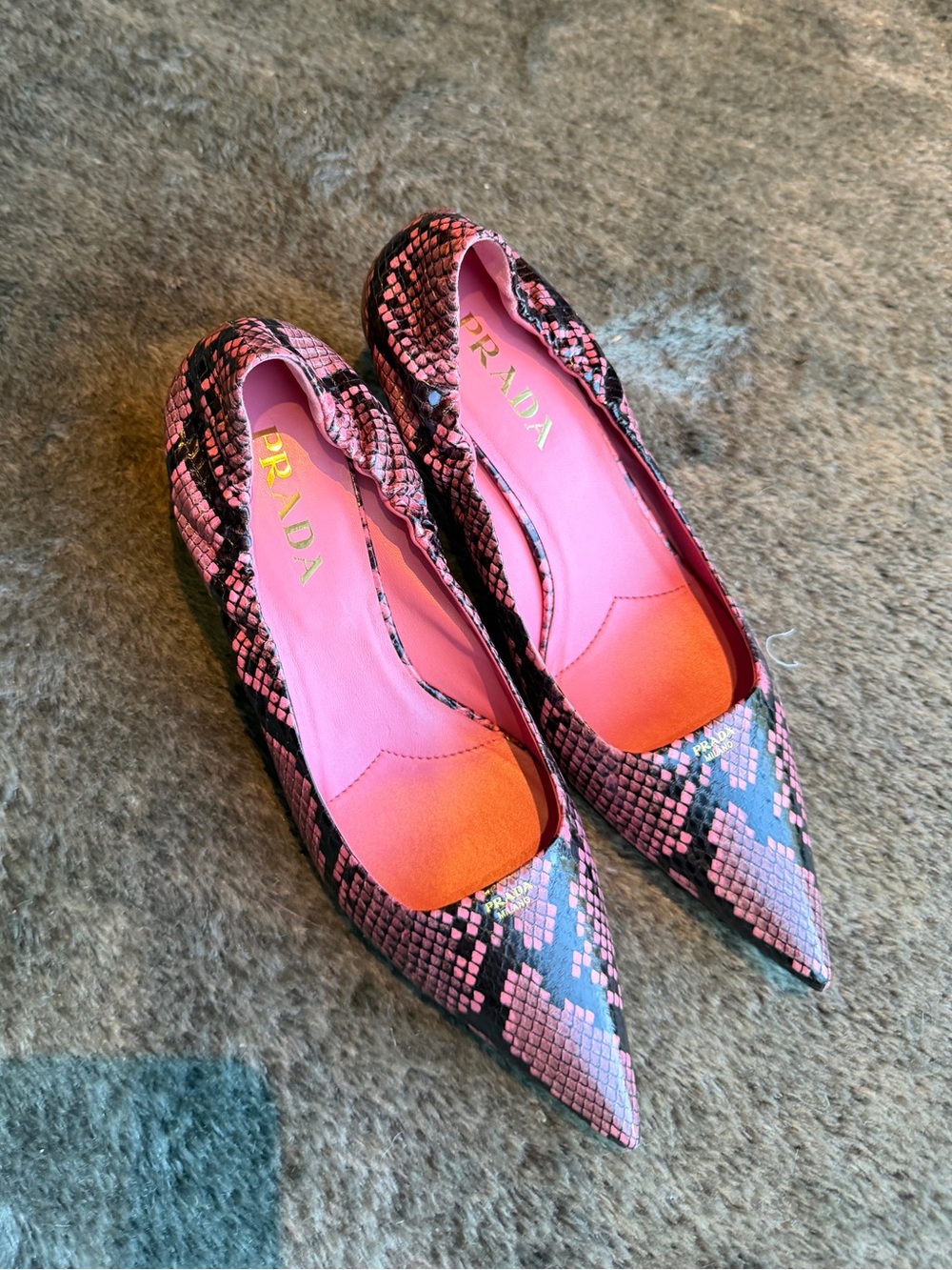 Prada Pink Printed Ayers leather pumps Snakeskin-Print Pointed-Toe Pumps
